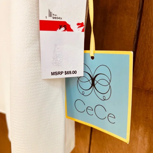 CeCe Women's Drop Shoulder Wide Neck Ruched Blouse Color: New Ivory Size XS - Picture 10 of 16